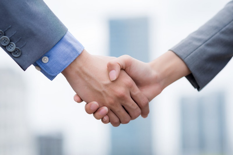 Protecting Interests of Separating Parties When Dividing Companies
